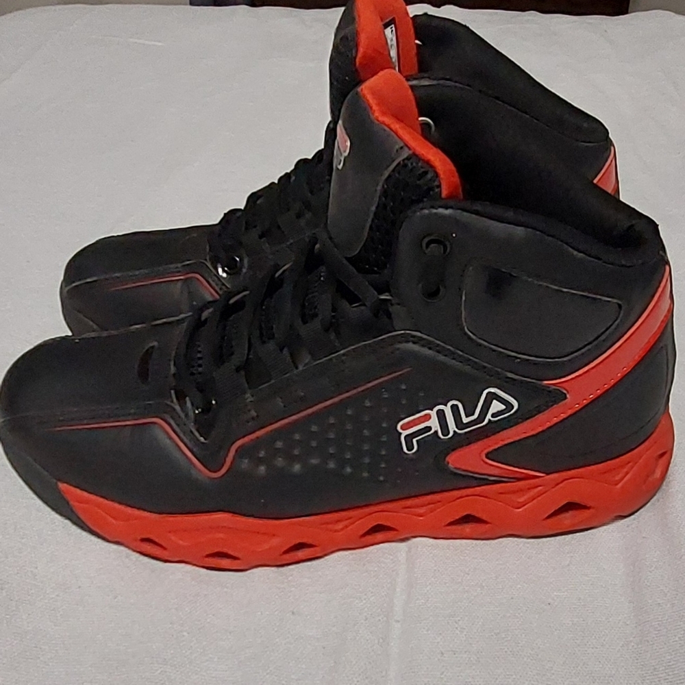 FILA Men's High-Top Sneakers in Black and Red